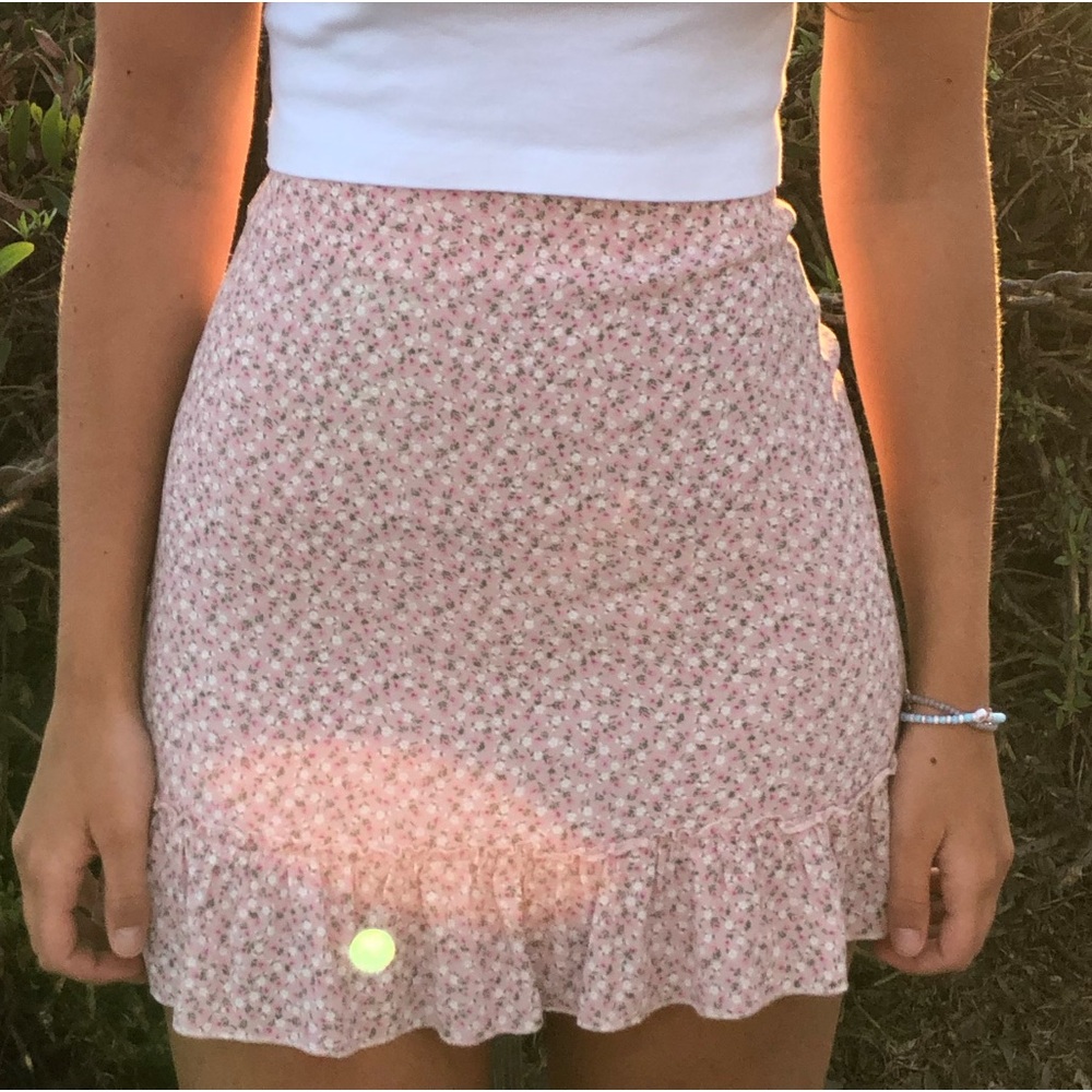 Summery pink skirt